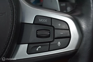 BMW 5 Serie BMW 520i Touring M-Sport Bluestone Pano Comfortstoel 360°Camera HUD Leder HiFi Adaptive LED 19