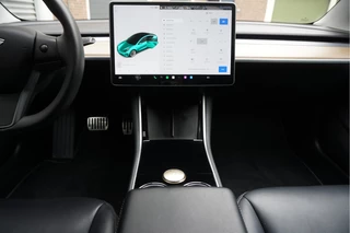 Tesla Model 3 Tesla Model 3 Long Range AWD 75 kWh Dual Motor | Nederlandse BTW auto | 351 pk | Panorama | Auto Pilot | Leer | Electrische stoelen met memory en verwarming | 19inch sportvelgen - afbeelding nr 19