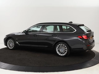 BMW 5 Serie BMW 5-serie 530e Business Edition Plus | LaserLight | Leder |  Stoelverwarming | Carplay | Live Cockpit | Navigatie | Memory | Parkeerhulp | Climate control - afbeelding nr 2