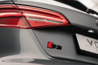 Audi S3 Audi S3 2.0 TFSI quattro Pano B&O Leder Schaalstoel Vol - afbeelding nr 12