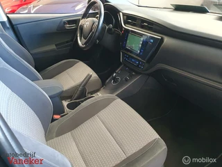 Toyota Auris Toyota Auris 1.8 Hybrid Dynamic Go|Cam|Trekhaak|Cruise|Nav|NAP - afbeelding nr 19