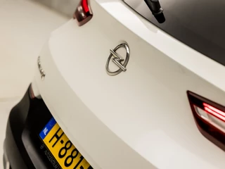 Opel Grandland X Opel Grandland X 1.2 Turbo Business Executive (APPLE CARPLAY, GROOT NAVI, CLIMATE, LEDER, TREKHAAK, SPORTSTOELEN, GETINT GLAS, ELEK ACHTERKLEP, LANE ASSIST, NIEUWE APK, NIEUWSTAAT) - afbeelding nr 36