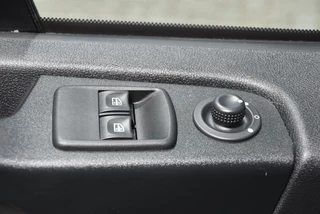 Opel Vivaro Opel Vivaro 1.6 CDTI L2H1 DC 6 Persoons Airco Navi Trekhaak - afbeelding nr 15