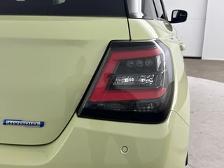 Suzuki Swift Suzuki Swift 1.2 Select Smart Hybrid | Navigatie | Adaptieve Cruise Control | Parkeercamera - afbeelding nr 33
