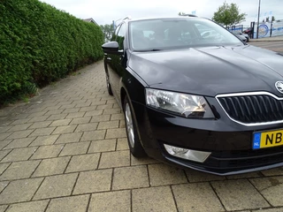 Škoda Octavia Škoda Octavia 1.0 TSI GRT AMB BNS-Navi-Blth-Media-Cruise-Usb-Clima - afbeelding nr 5