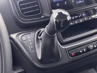Peugeot Boxer Peugeot Boxer 2.2 BlueHDi 140 S&S L2H2 Navigatie LED Achteruitrijcamera Betimmering Cruise Control - afbeelding nr 24