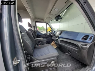 Iveco Daily Iveco Daily 35S16 Dubbel Cabine Automaat 3,5t Trekhaak Werkplaatsinrichting LED Airco Cruise Camera Parkeersensoren DC Doka Mixto 8m3 Airco Dubbel cabine Trekhaak Cruise control - afbeelding nr 12