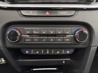 Kia Ceed Sportswagon Aut. *PANO | FULL-LEATHER | ADAPTIVE-CRUISE | FULL-LED | MEMORY-PACK | DIGI-COCKPIT | JBL-SOUND | BLIS | KEYLESS | COMFORT-SEATS | NAVI-FULLMAP | 17''ALU* - afbeelding nr 14