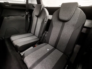 Peugeot 5008 (APPLE CARPLAY, GROOT NAVI, KEYLESS, 360 CAMERA, LEDER, SPORTSTOELEN, GETINT GLAS, TREKHAAK, ELEK ACHTERKLEP, NIEUWE APK, NIEUWSTAAT) - afbeelding nr 15