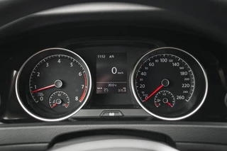 Volkswagen Golf Volkswagen Golf 1.4 TSI R-Line - afbeelding nr 13