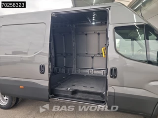 Iveco Daily Iveco Daily 35S21 210PK 3.0L Automaat 2025 model L3H2 Dubbellucht ACC LED CarPlay Camera L4H2 16m3 Airco - afbeelding nr 8