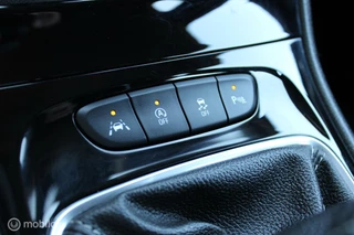 Opel Astra Opel Astra Sports Tourer 1.2 Business Elegance 130 PK, Trekhaak, Voor / achter Pdc + Camera, App connect, Comfort stoel, Cruise, Navi, Airco, 16 inch Lmv. - afbeelding nr 25