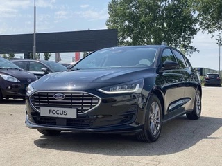 Ford Focus Ford Focus 1.0 EcoBoost Hybrid Titanium 125pk | Winterpack | Parking Pack | SYNC 4 Navigatie | 16 inch Licht metalen velgen - afbeelding nr 6