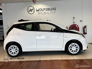 Toyota Aygo Toyota Aygo 1.0 VVT-i x-play Cabrio| NAP| NAV| CAM| Uniek! - afbeelding nr 2