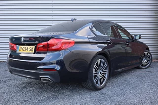 BMW 5 Serie Harman Kardon / Leder Dashboard / Camera / 19inch - afbeelding nr 2