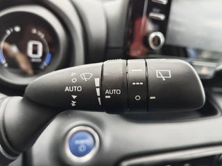 Toyota Yaris Toyota Yaris 1.5 Hybrid Dynamic | All Weather | Keyless Entry | Android Auto - afbeelding nr 12