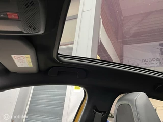 Peugeot 208 Peugeot 208 1.2 PureTech GT 130PK|BOMVOL|CARPLAY|PANO|360| - afbeelding nr 23