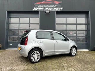 Volkswagen up! Volkswagen Up! 1.0 groove up Automaat! - afbeelding nr 4