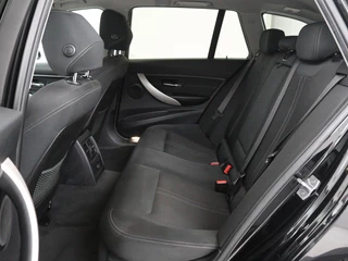 BMW 3 Serie BMW 3-serie 320d | Stoelverwarming | Trekhaak | Full LED |  Navigatie | Sportstoelen | Climate control | Bluetooth | Parkeerhulp | Cruise control - afbeelding nr 6