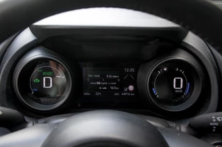 Toyota Yaris Toyota Yaris 1.5 Hybrid Dynamic | Camera | Adaptive Cruise - afbeelding nr 16
