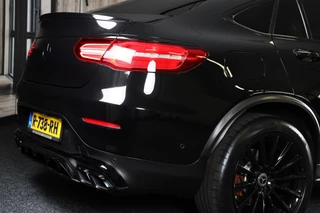Mercedes-Benz GLC Mercedes-Benz GLC-klasse Coupé 300 4MATIC AMG 63 Look / Lane Assist / Leder / F1 / Sfeerverlichting / Camera / Led / Pdc / 20 Inch - afbeelding nr 44
