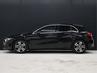 Mercedes-Benz A-Klasse Mercedes-Benz A-Klasse 180 Business Solution Luxury Line [CAMERA, APPLE CARPLAY, ANDROID, VOL LEDER, STOELVERWARMING, CRUISE, CLIMATE, NIEUWSTAAT] - afbeelding nr 2
