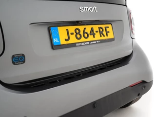 Smart Fortwo Smart Fortwo EQ Comfort PLUS 18 kWh [ 3-Fase ] Aut. *PANO | FULL-LED | FULL-LEATHER | NAVI-FULLMAP | CAMERA | BRABUS-WHEELS | AMBIENT-LIGHT | AIRCO | PDC | CRUISE | DAB | CARPLAY | COMFORT-SEATS | 16''ALU* - afbeelding nr 24