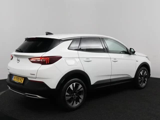 Opel Grandland X Opel Grandland X 1.2 Turbo Business Executive*AUTO*ECC*NAVI*TEL*CAM - afbeelding nr 2