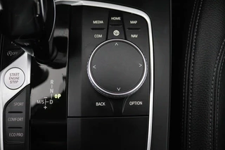 BMW 1 Serie BMW 1-serie 118i High Executive Edition (PARKEERSENSOREN, STOELVERWARMING, CRUISE CONTROL, LEDEREN STOELEN, DEALER ONDERHOUDEN) - afbeelding nr 22