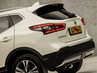 Nissan QASHQAI (PANORAMADAK, NAVIGATIE, CLIMATE, 360 CAMERA, KEYLESS, SPORTSTOELEN, GETINT GLAS, XENON, CRUISE, NIEUWE APK, NIEUWSTAAT) - afbeelding nr 12
