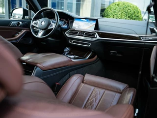 BMW X7 BMW X7 M50i High Executive|7-P|PANO|SKY LOUNGE|B&W|BTW AUTO - afbeelding nr 25