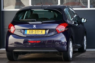 Peugeot 208 Peugeot 208 1.2 PureTech Signature, NL, CarPlay, PDC, cruise - afbeelding nr 2
