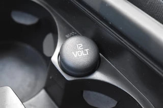 Volvo V40 Volvo V40 2.0 D2 NORDIC+ / P.CAM. / STOEL+VOORRUIT VERW. / STANDKACHEL - afbeelding nr 29