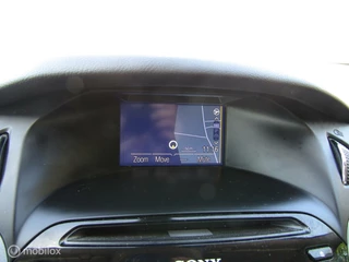 Ford Focus Ford Focus 1.6 EcoBoost Titanium | PDC, Stoelverwarming, Trekhaak - afbeelding nr 14