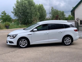 Renault Mégane Renault Mégane 1.5 DCI EXPR. S&S 110 PK NAVI AIRCO TREKHAAK ZEER MOOIE AUTO - afbeelding nr 4