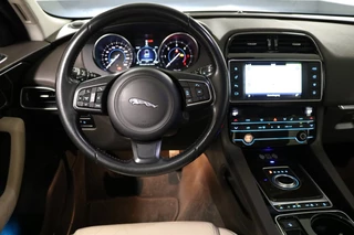Jaguar F-PACE - afbeelding nr 19