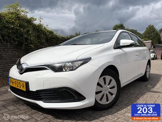 Toyota Auris 1.3 Now Navigatie / Climate control / 89.000km!