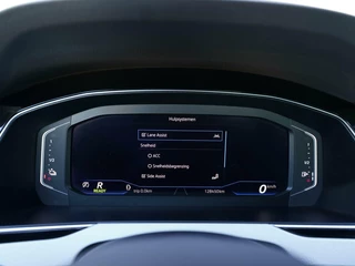 Volkswagen Passat Volkswagen Passat Variant 1.4 TSI PHEV 218pk GTE Highline | Leder | Panoramadak | 360 Camera | Virtual cockpit - afbeelding nr 31