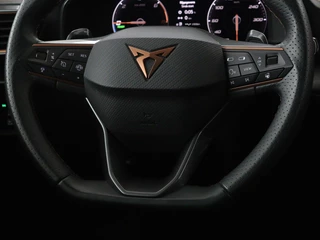 CUPRA Formentor Cupra Formentor 1.4 e-Hybrid | Adaptive cruise | Stuurverwarming |  Full LED | Sportstoelen | Keyless | Climate control | Parkeerhulp | DAB | Sfeerverlichting | PHEV - afbeelding nr 8