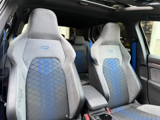 Volkswagen Golf Volkswagen Golf 2.0 TSI R 4Motion|Akrapovic|Panorama|Performance - afbeelding nr 30
