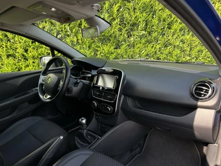 Renault Clio Renault Clio 1.2 TCe INTENS, FACELIFT, NAVI, CRUISE, LEDER, ECC-AIRCO, KEYLESS, LED, PARKEERSENSOREN, LICHTMETAAL 17