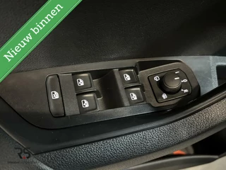 Škoda Karoq Skoda Karoq 1.0 TSI 110 pk handg. Buss. Edition | Navi | Cruise | PDC | CarPlay | Clima | DAB+ | Keyless | Org. NLD. | - afbeelding nr 18
