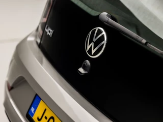 Volkswagen up! (5-DEURS, AIRCO, BLUETOOTH, NIEUWE APK, SPORTSTOELEN, START/STOP, NIEUWSTAAT) - afbeelding nr 20