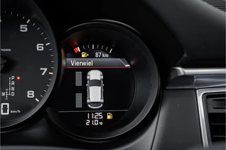 Porsche Macan Porsche Macan 2.0T 252PK Pano Leder Bose Luchtvering Camera - afbeelding nr 38