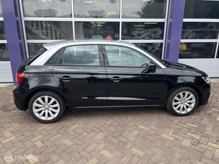 Audi A1 Sportback Audi A1 Sportback 1.0 TFSI  5 DRS * AIRCO * NAVI * TWO TONE - afbeelding nr 5