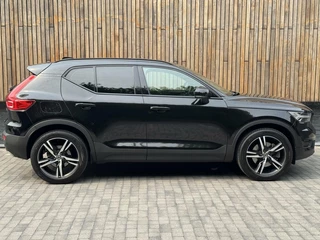 Volvo XC40 Volvo XC40 1.5 T5 Twin Engine R-Design Automaat | Achteruitrijcamera | LED verlichting | Trekhaak uitklapbaar | Stoelverwarming | Climate control | Cruise control adaptief | Dode hoek detectie | Getint glas | Parkeersensoren voor en achter - afbeelding nr 31