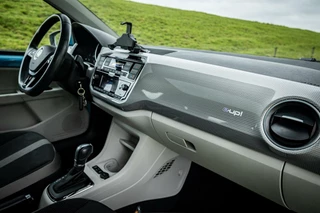Volkswagen e-up! Volkswagen e-Up! e-up! | Nap | Pano | Camera | Origineel NL - afbeelding nr 2
