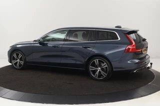 Volvo V60 Volvo V60 2.0 T4 Inscription | Trekhaak | Harman/Kardon | Stoel & stuurverwarming | Leder | Standkachel | Camera | Carplay | Full LED | Navigatie | Memory - afbeelding nr 2