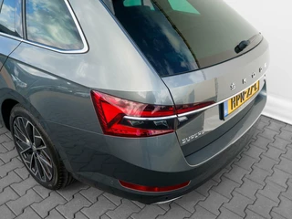 Škoda Superb Skoda Superb Combi 1.4 TSI iV 218pk Laurin & Klement | Leder | Panoramadak | 360 Camera | Trekhaak - afbeelding nr 48