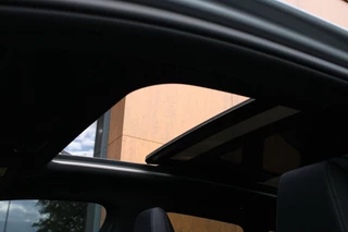 BMW 2 Serie BMW 2-serie Active Tourer 230e xDrive | Pano | H&K | Trekhaak - afbeelding nr 18
